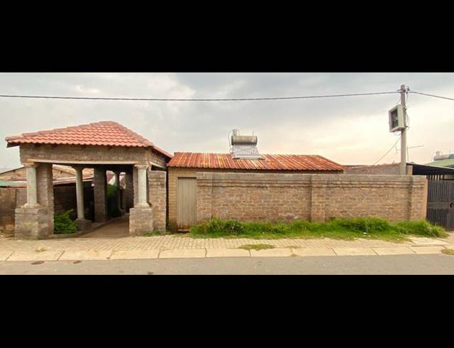 2 BEDROOM HOUSE FOR SALE IN TSHEPISONG